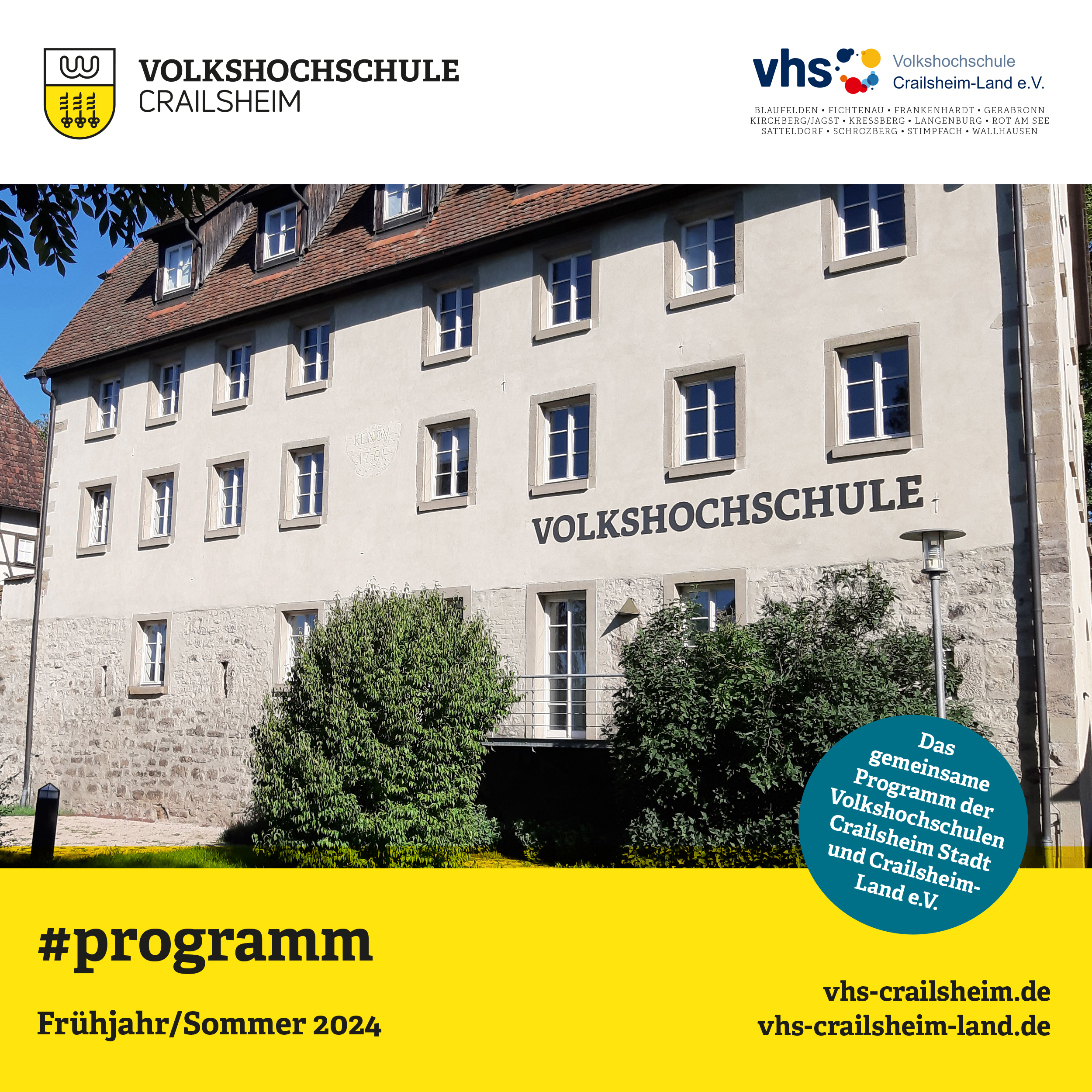 Titelbild Programm Frühling/Sommer 2024 vhs Crailsheim (Rückansicht des vhs--Gebäudes)
